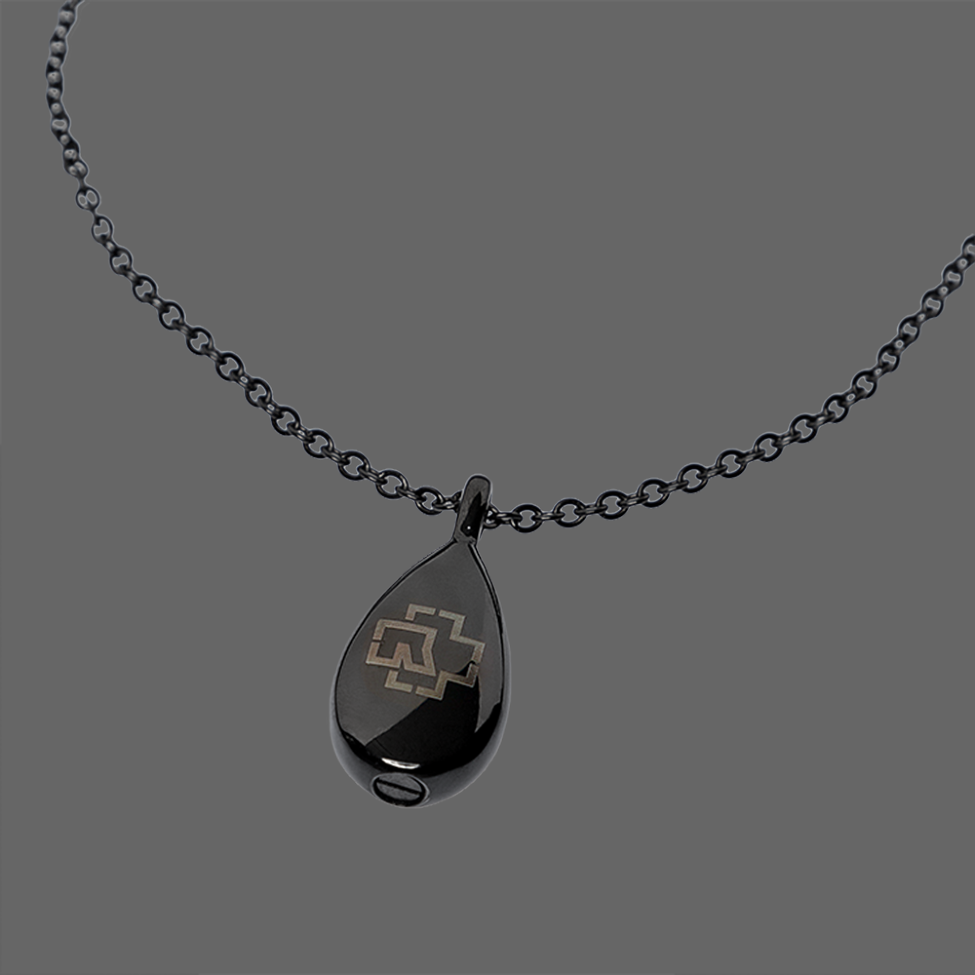 Pendant ”Meine Tränen” with necklace