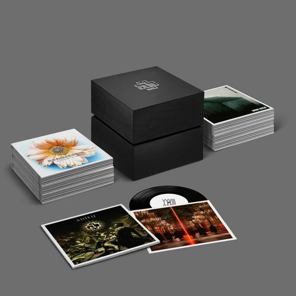 XXXIII Limited Edition Collector's Vinyl Box (33 x 7''es